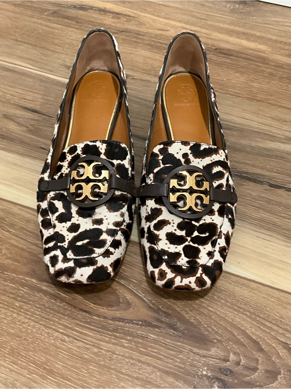 Tory Burch Leopard-Print Logo Loafers Shoes in Black, White & Brown Size 9